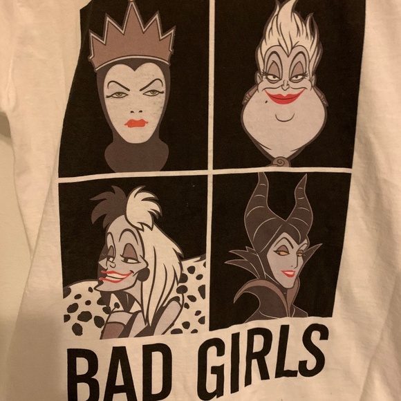 Disney Villain Graphic Tee - Picture 1 of 2